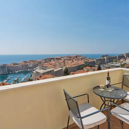 Апартаменты Varina